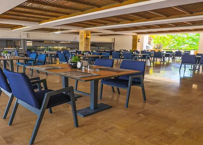 Resort Crystal Paraiso Aqua Collection 5*