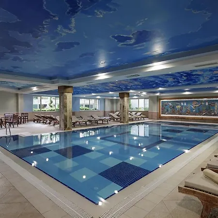 Crystal Paraiso & 5* Bogazkent