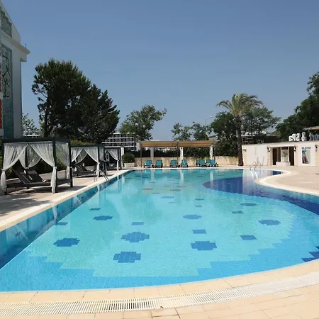 Crystal Paraiso Aqua Collection 5*