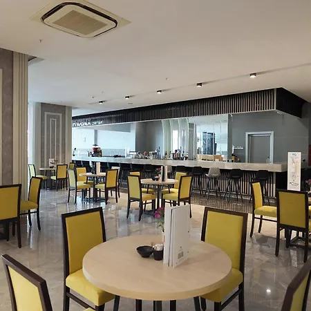 Resort Crystal Paraiso &