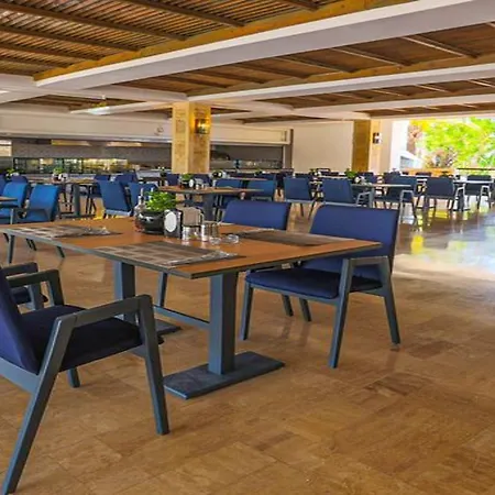 Resort Crystal Paraiso & 5*