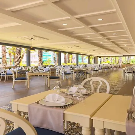 Crystal Paraiso & Resort Bogazkent