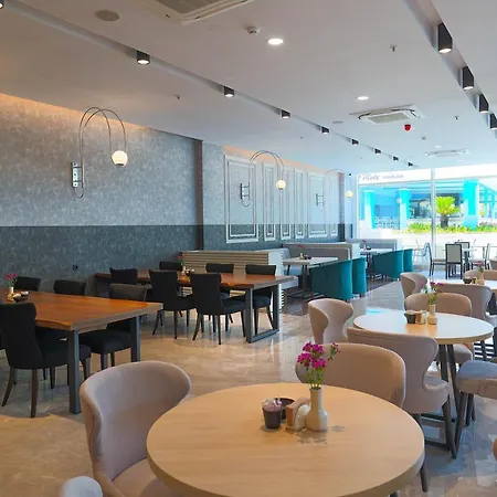 Üdülőközpont Crystal Paraiso Aqua Collection 5*