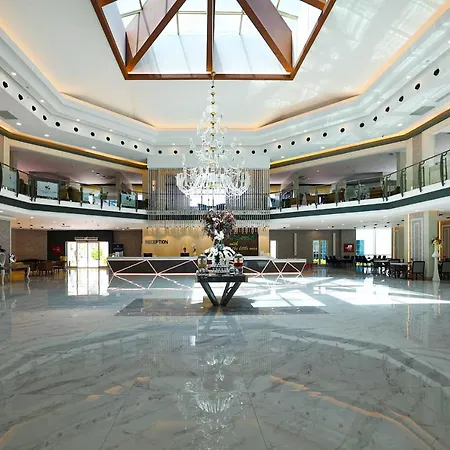 Crystal Paraiso & Resort 5*