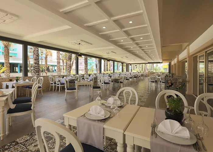 Crystal Paraiso Aqua Collection 5*